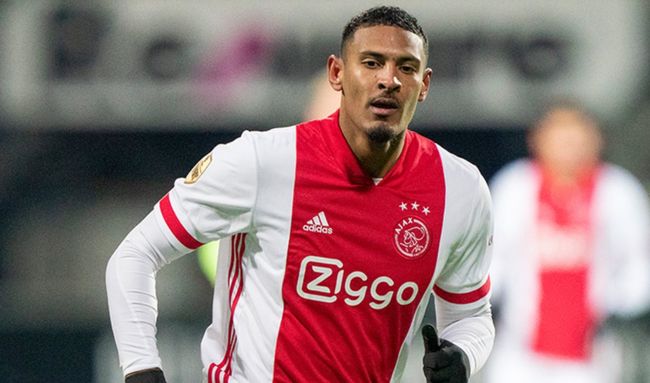 避免地陷入 避免地陷入