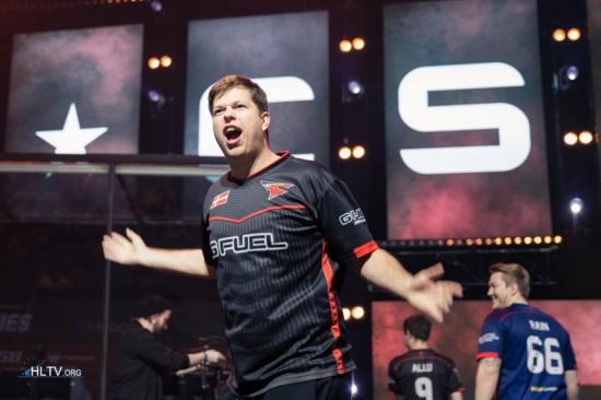 博主发布苹果15 Pro游玩《生化8》视频 全高清稳60帧