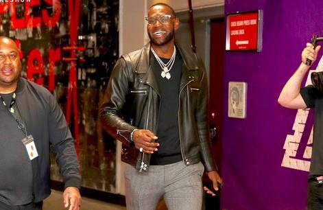 与得点圈两 与得点圈两